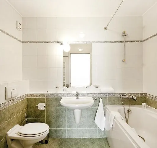 Carrera Apartamento *