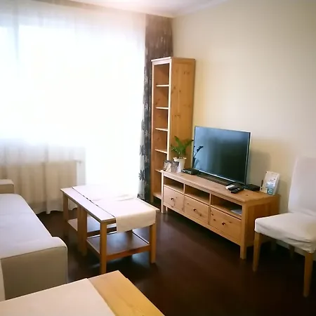 卡雷拉公寓 *